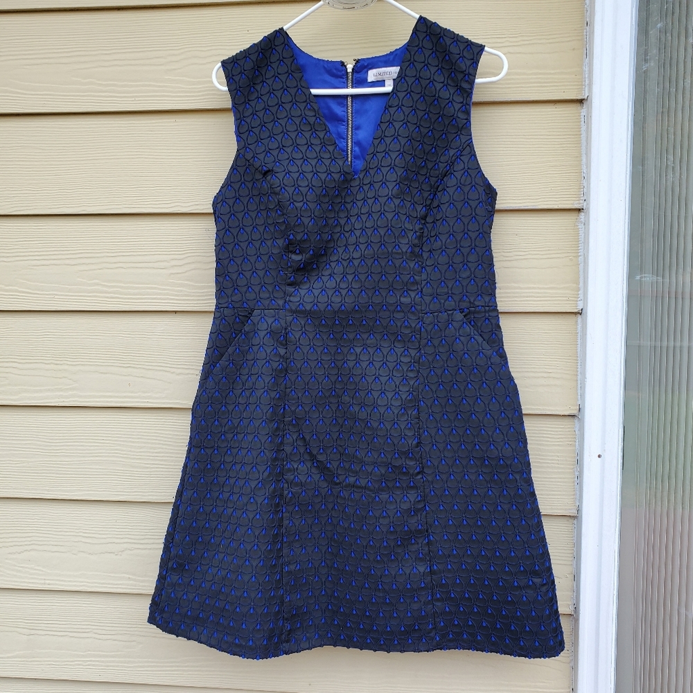 Limited edition ,women  dress sleeveless sz 14 .